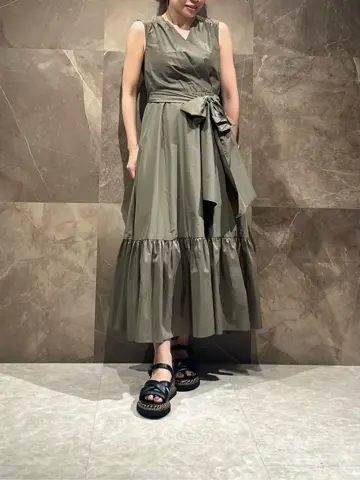 GRACE CONTINENTAL 穐山　香織 コーディネート画像