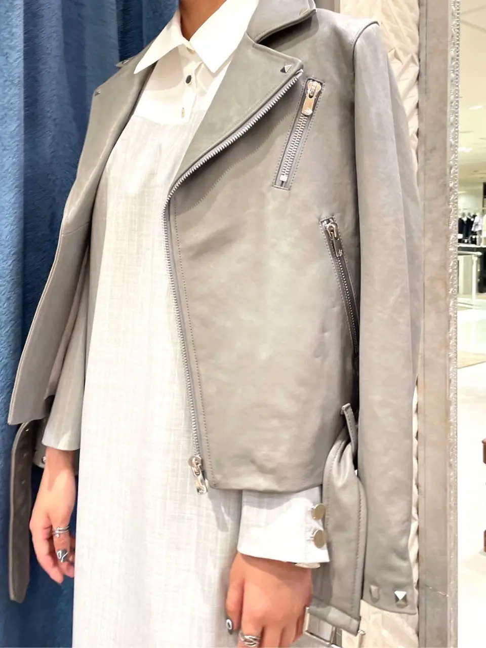 GRACE CONTINENTAL yoshi コーディネート画像