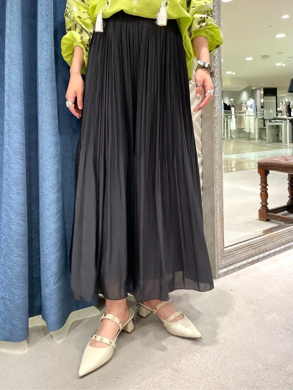 GRACE CONTINENTAL yoshi コーディネート画像