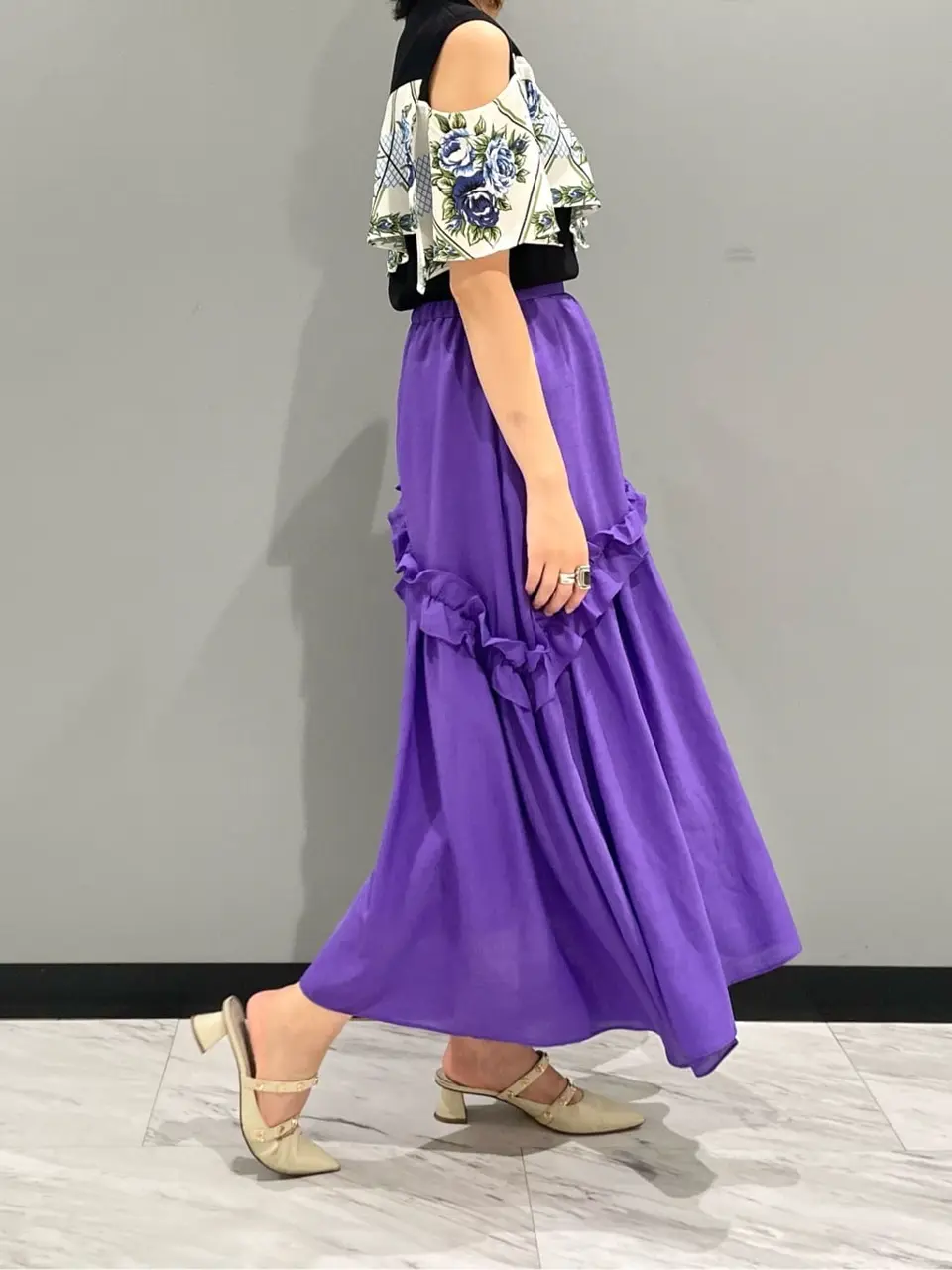 GRACE CONTINENTAL yoshi コーディネート画像