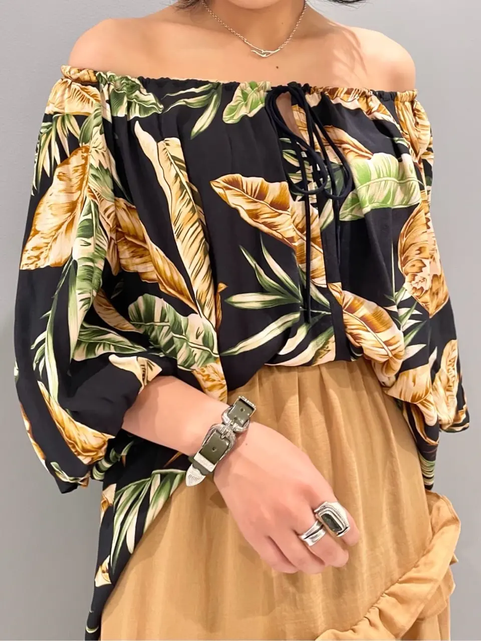 GRACE CONTINENTAL yoshi コーディネート画像