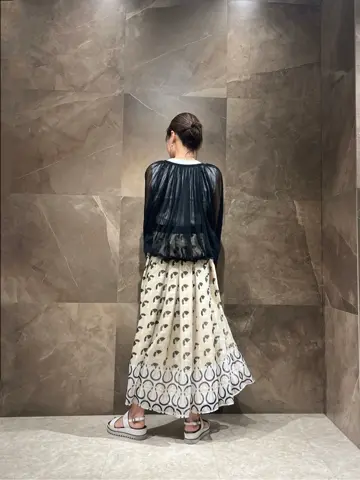 GRACE CONTINENTAL 穐山　香織 コーディネート画像