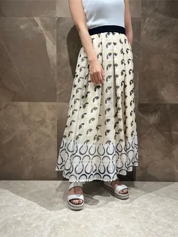 GRACE CONTINENTAL 穐山　香織 コーディネート画像