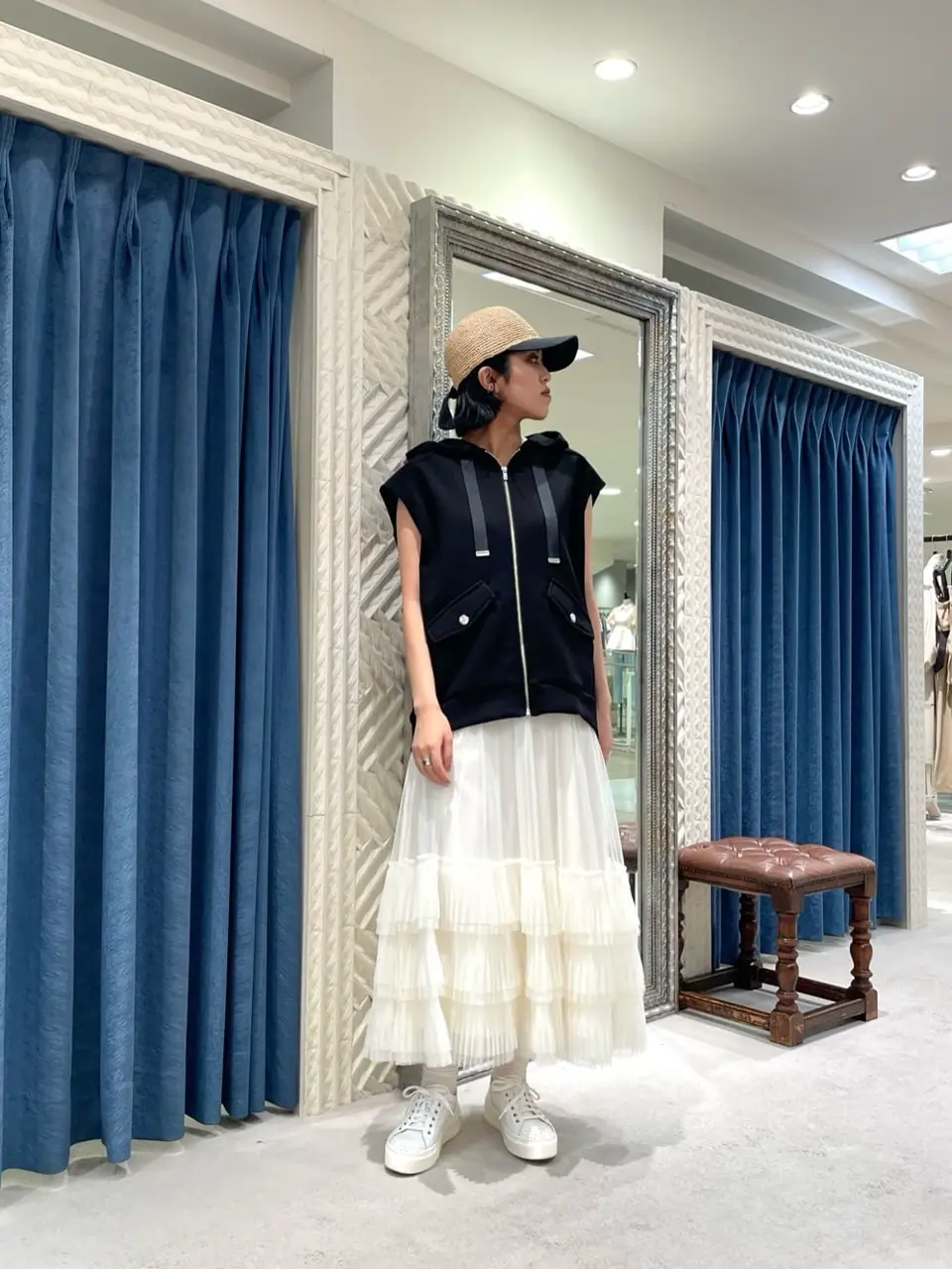 GRACE CONTINENTAL yoshi コーディネート画像