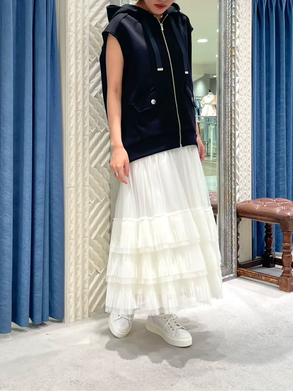 GRACE CONTINENTAL yoshi コーディネート画像