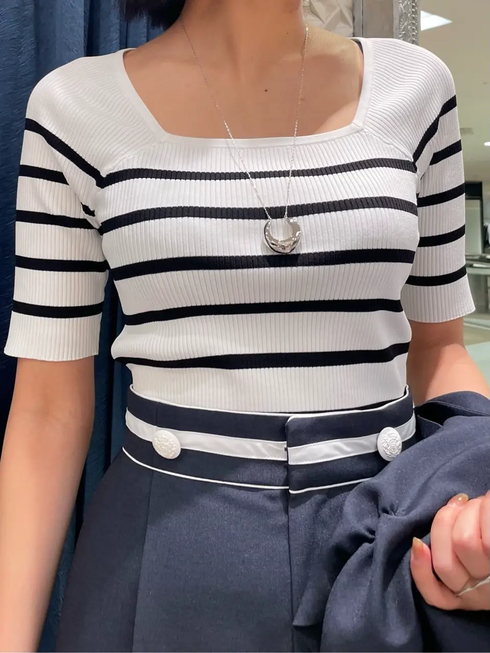 GRACE CONTINENTAL yoshi コーディネート画像