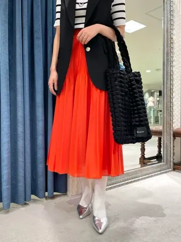 GRACE CONTINENTAL yoshi コーディネート画像