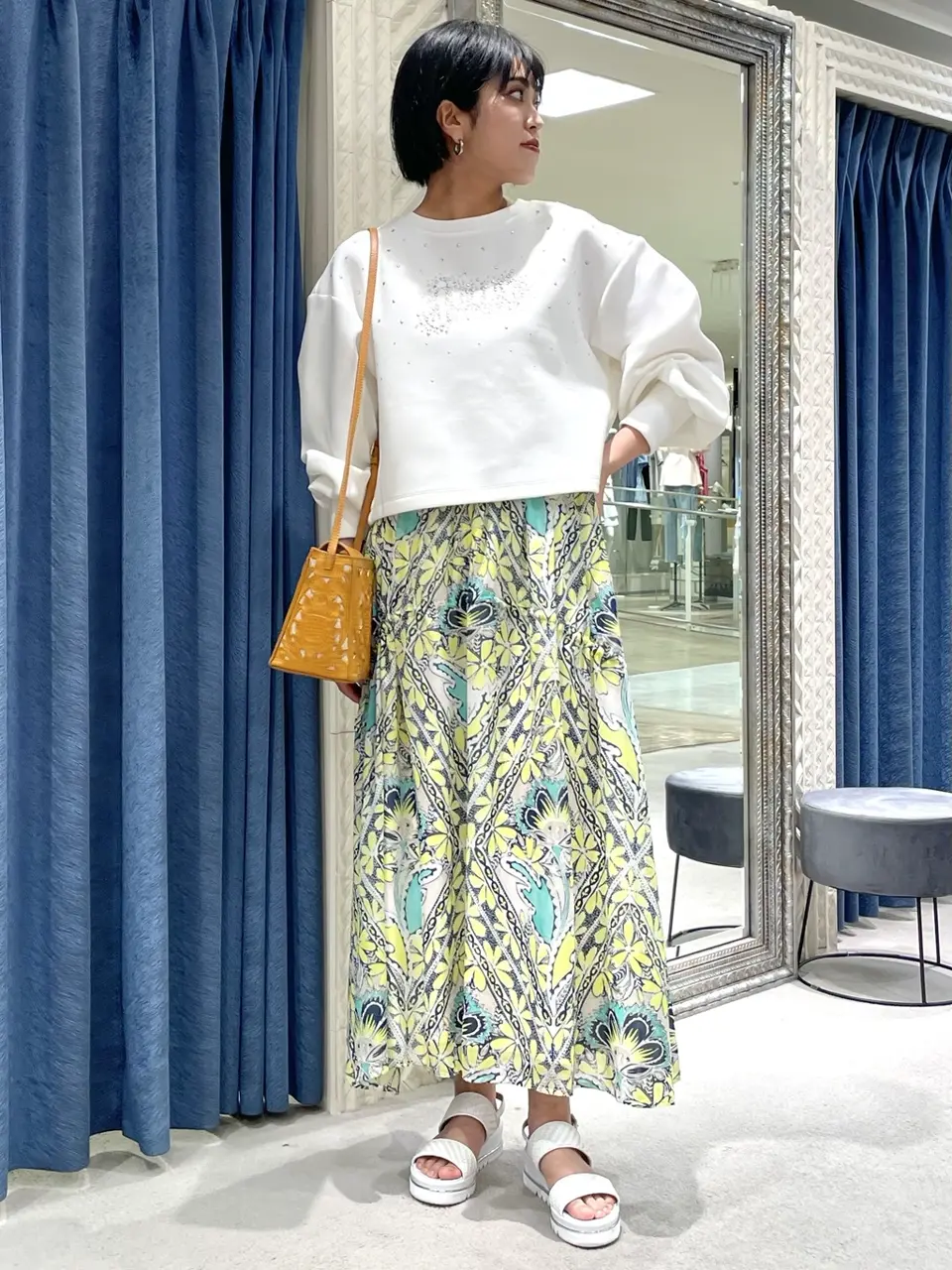 GRACE CONTINENTAL yoshi コーディネート画像