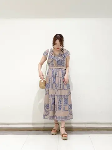 GRACE CONTINENTAL SAYUMI Nagashima コーディネート画像