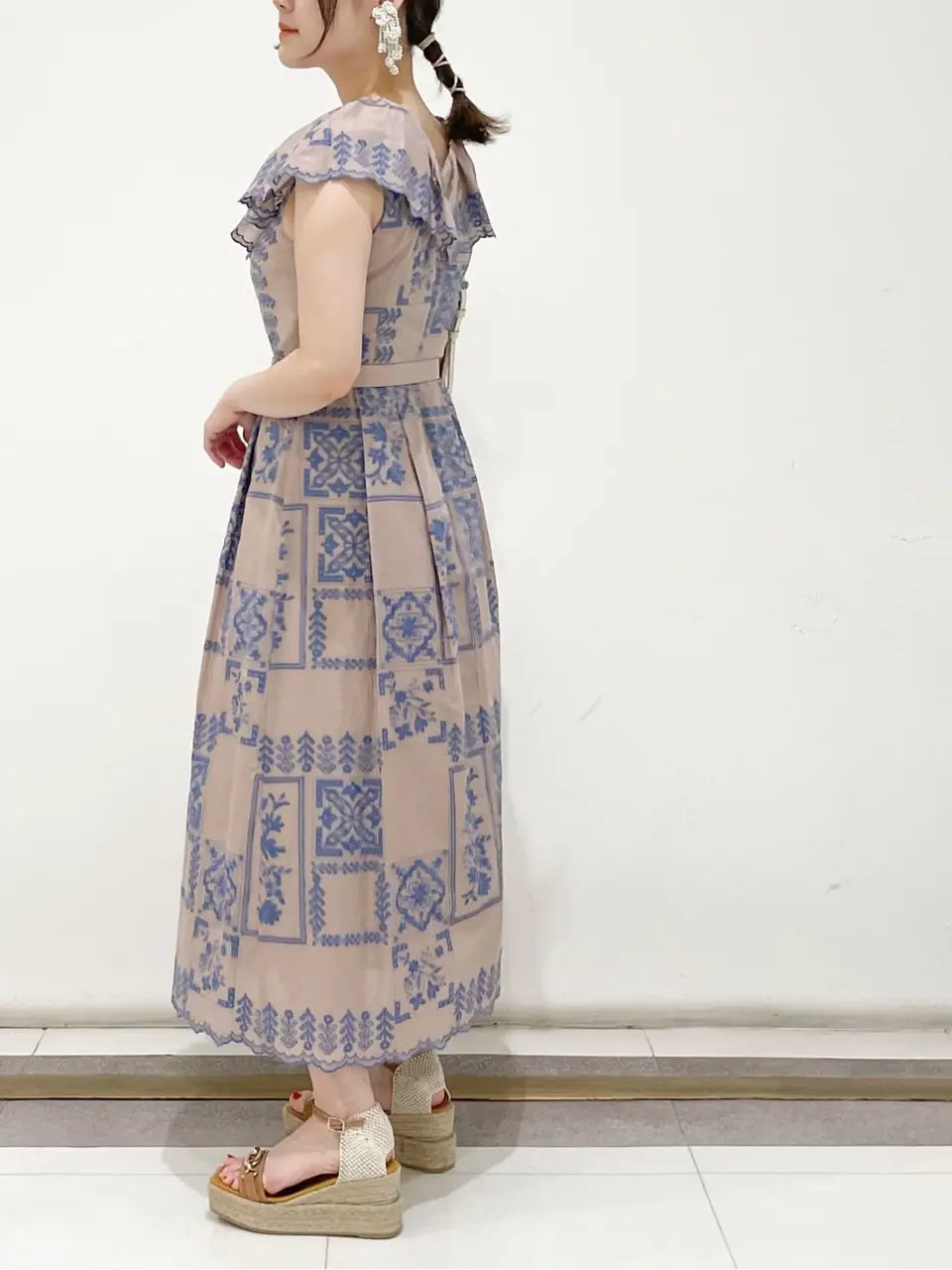 GRACE CONTINENTAL SAYUMI Nagashima コーディネート画像