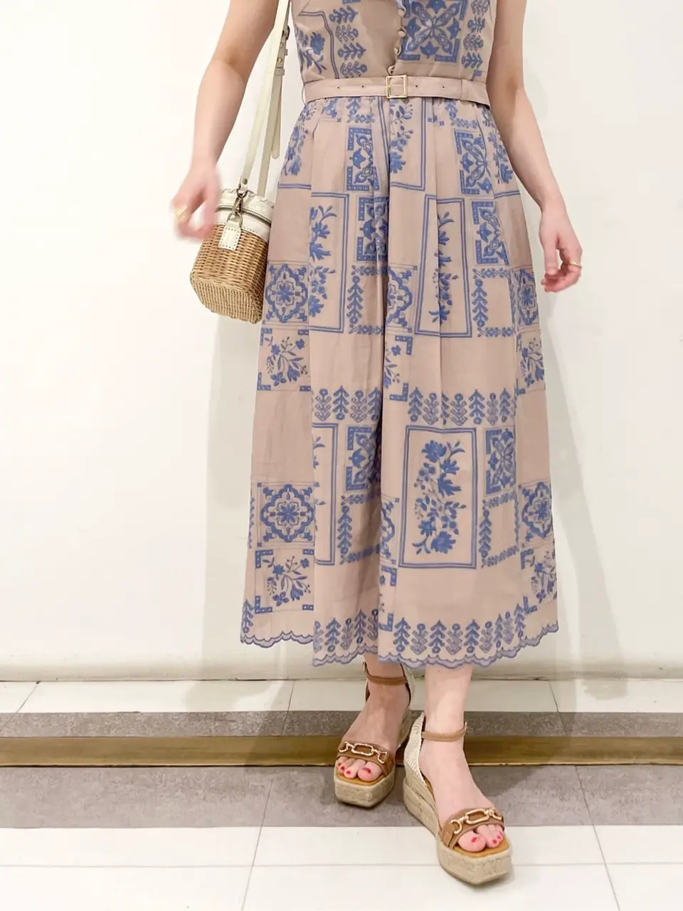 GRACE CONTINENTAL SAYUMI Nagashima コーディネート画像