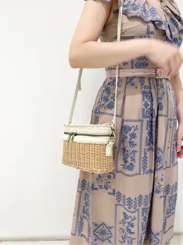 GRACE CONTINENTAL SAYUMI Nagashima コーディネート画像