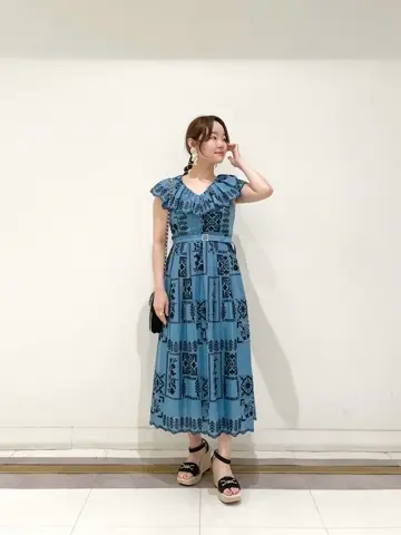 GRACE CONTINENTAL SAYUMI Nagashima コーディネート画像