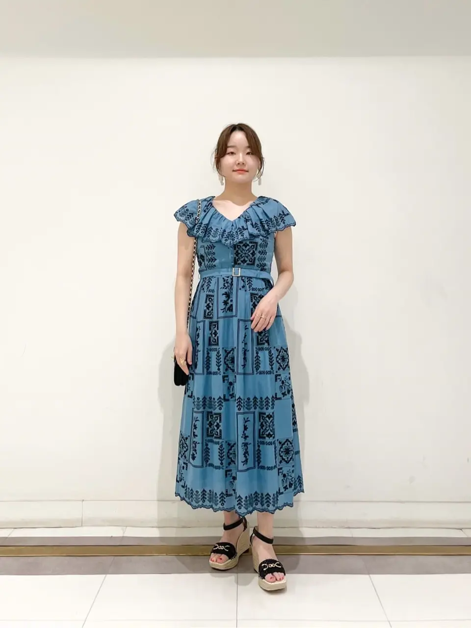 GRACE CONTINENTAL SAYUMI Nagashima コーディネート画像