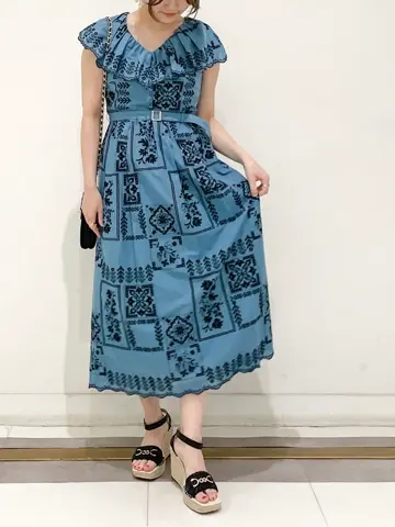 GRACE CONTINENTAL SAYUMI Nagashima コーディネート画像