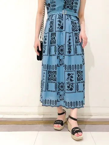 GRACE CONTINENTAL SAYUMI Nagashima コーディネート画像