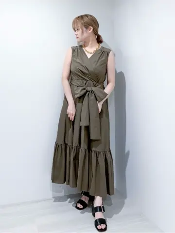 GRACE CONTINENTAL SAYUMI Nagashima コーディネート画像