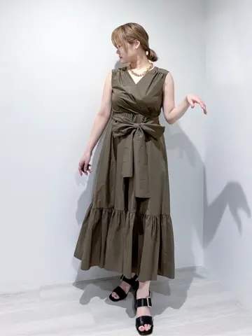 GRACE CONTINENTAL SAYUMI Nagashima コーディネート画像