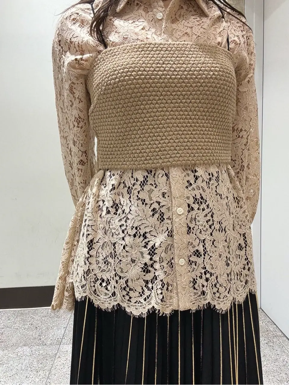 GRACE CONTINENTAL MOMOKO コーディネート画像