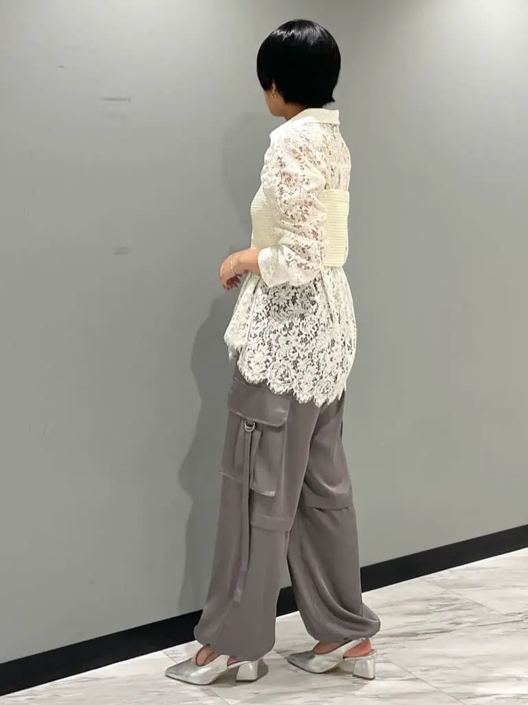 GRACE CONTINENTAL yoshi コーディネート画像