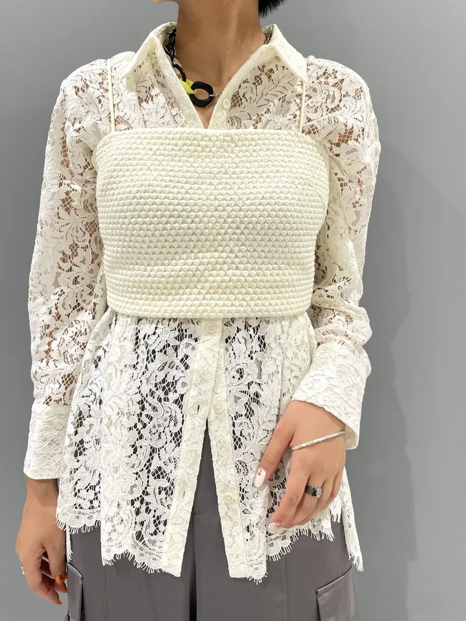 GRACE CONTINENTAL yoshi コーディネート画像