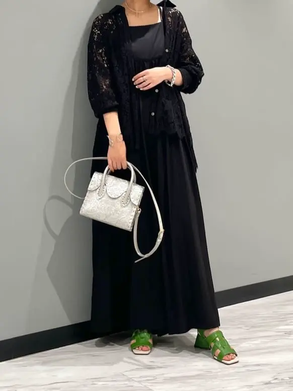 GRACE CONTINENTAL yoshi コーディネート画像