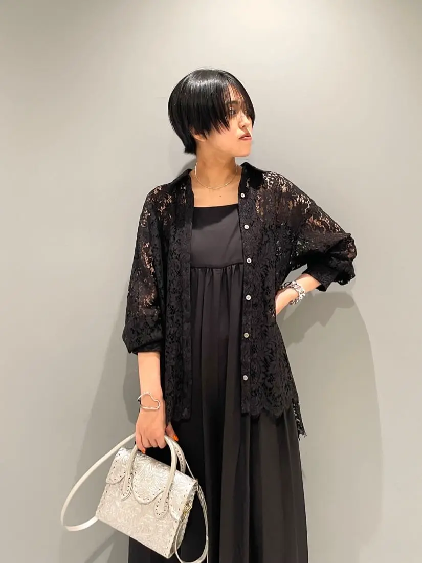 GRACE CONTINENTAL yoshi コーディネート画像