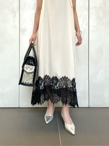 GRACE CONTINENTAL yoshi コーディネート画像