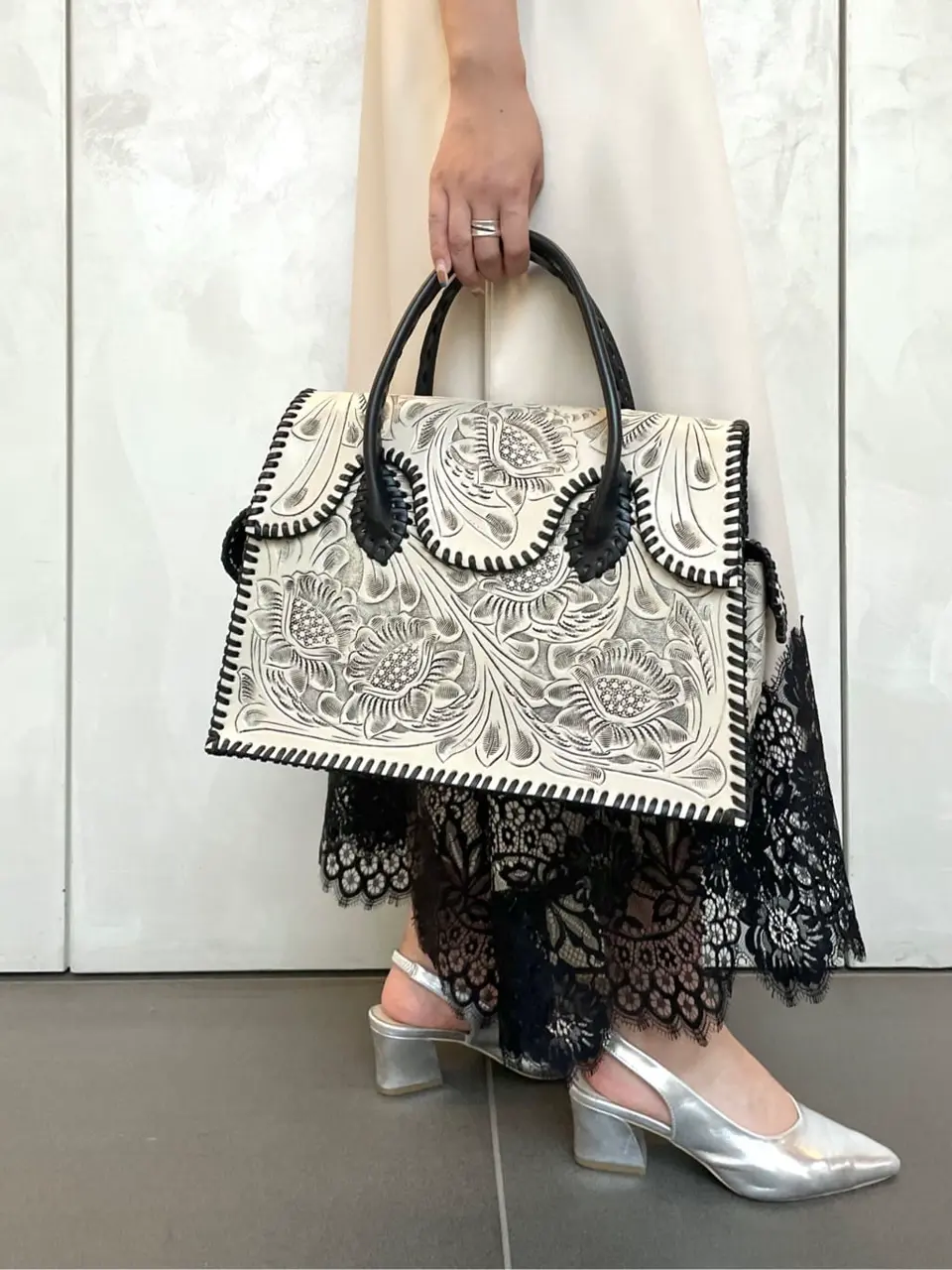 GRACE CONTINENTAL yoshi コーディネート画像