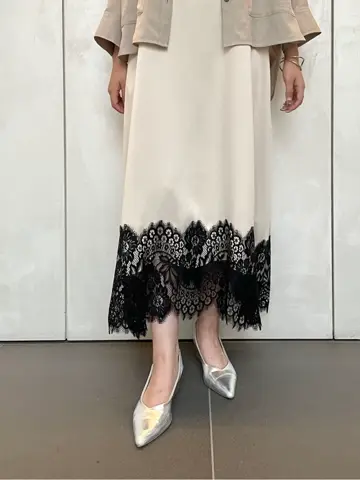 GRACE CONTINENTAL yoshi コーディネート画像