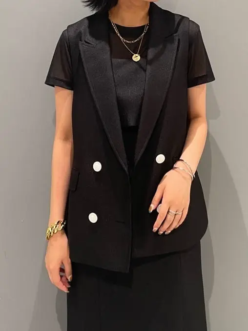 GRACE CONTINENTAL yoshi コーディネート画像