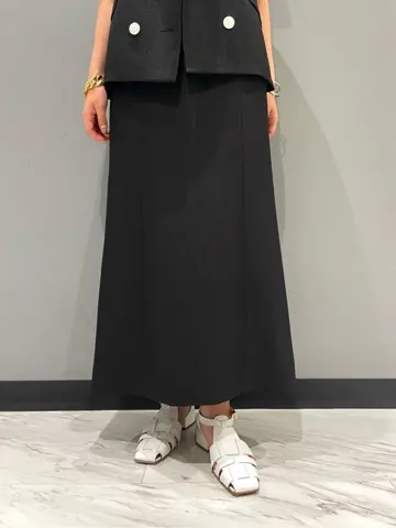 GRACE CONTINENTAL yoshi コーディネート画像