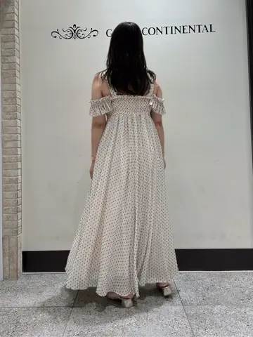 GRACE CONTINENTAL MOMOKO コーディネート画像