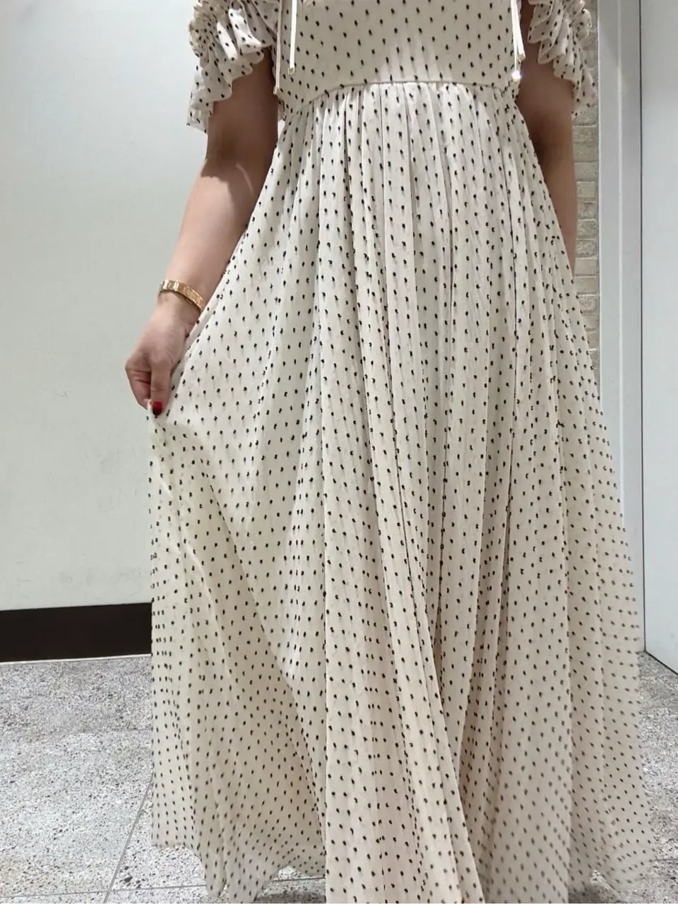 GRACE CONTINENTAL MOMOKO コーディネート画像