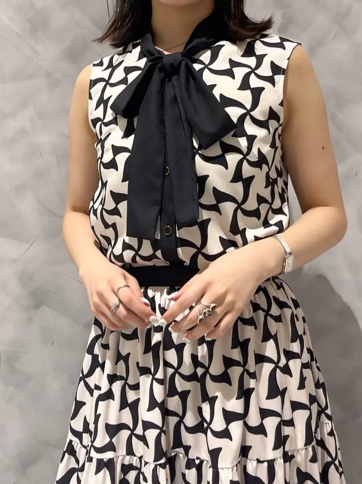 GRACE CONTINENTAL OZAWA コーディネート画像