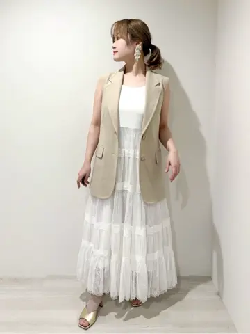 GRACE CONTINENTAL SAYUMI Nagashima コーディネート画像