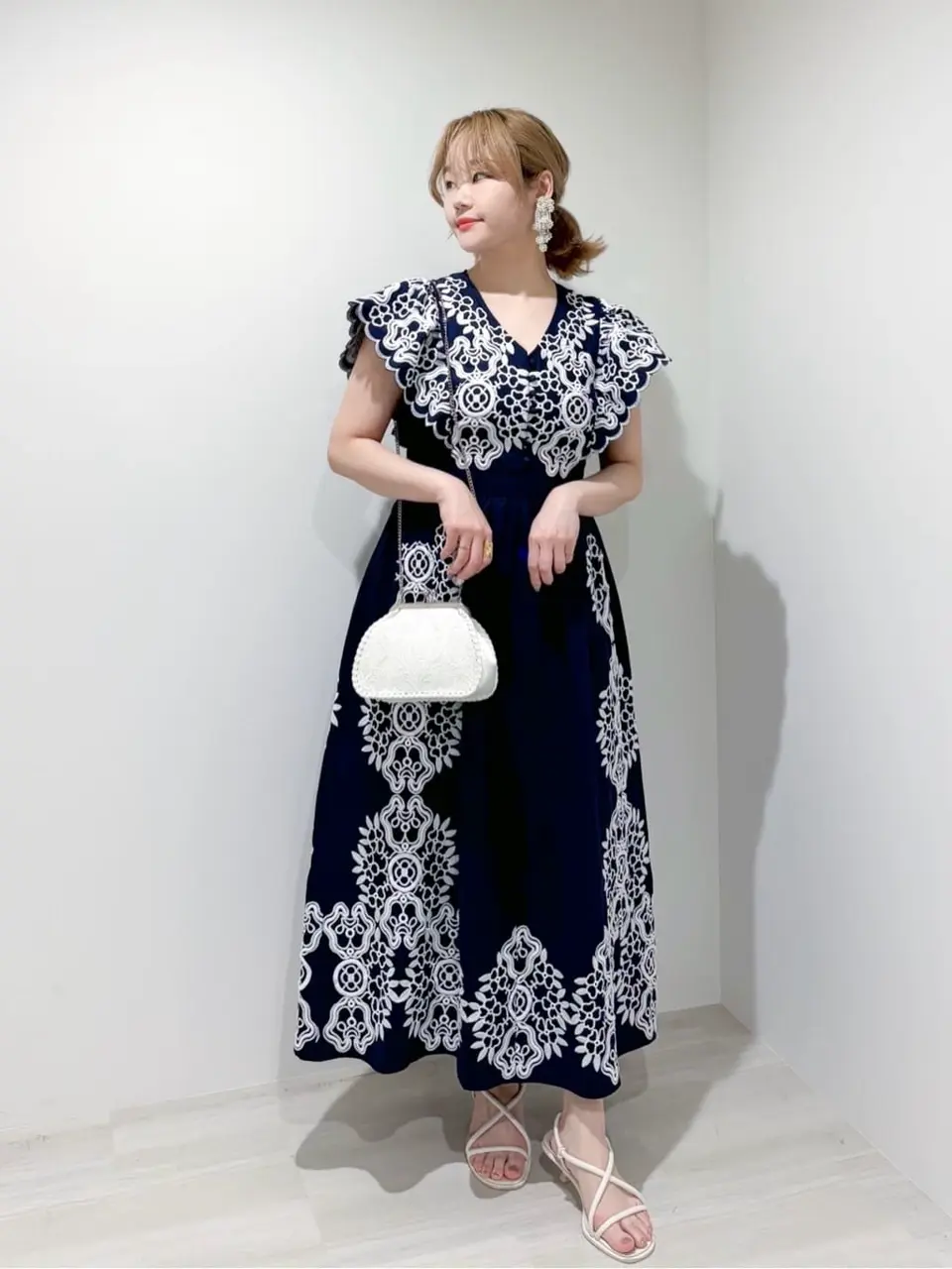 GRACE CONTINENTAL SAYUMI Nagashima コーディネート画像