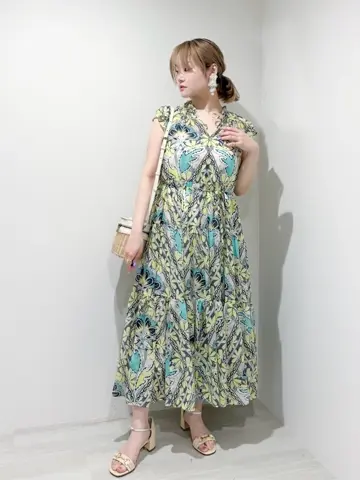 GRACE CONTINENTAL SAYUMI Nagashima コーディネート画像