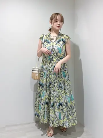 GRACE CONTINENTAL SAYUMI Nagashima コーディネート画像