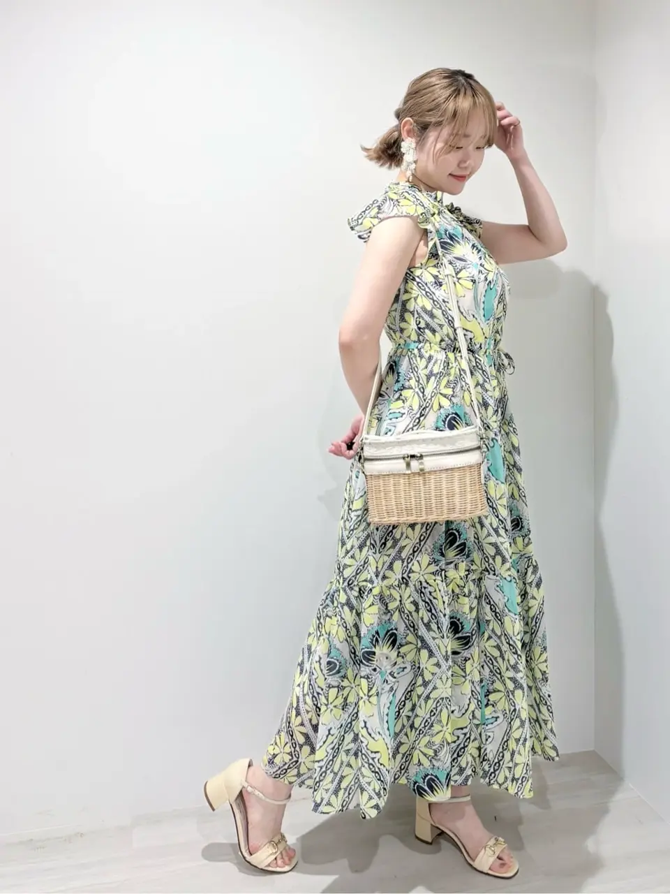 GRACE CONTINENTAL SAYUMI Nagashima コーディネート画像