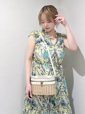 GRACE CONTINENTAL SAYUMI Nagashima コーディネート画像