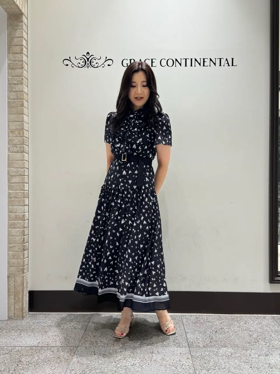 GRACE CONTINENTAL MOMOKO コーディネート画像