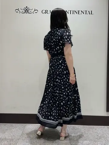 GRACE CONTINENTAL MOMOKO コーディネート画像