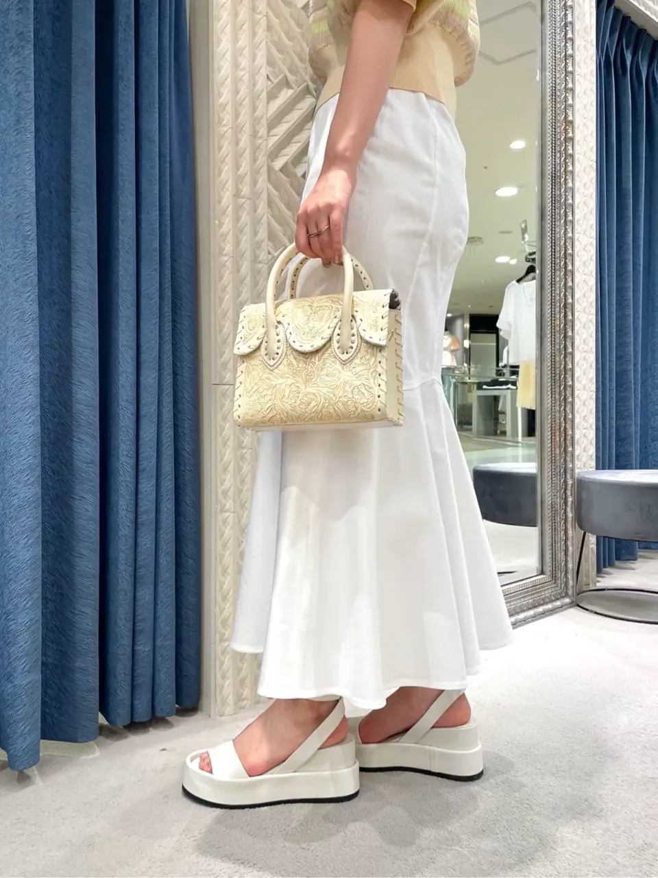 GRACE CONTINENTAL yoshi コーディネート画像