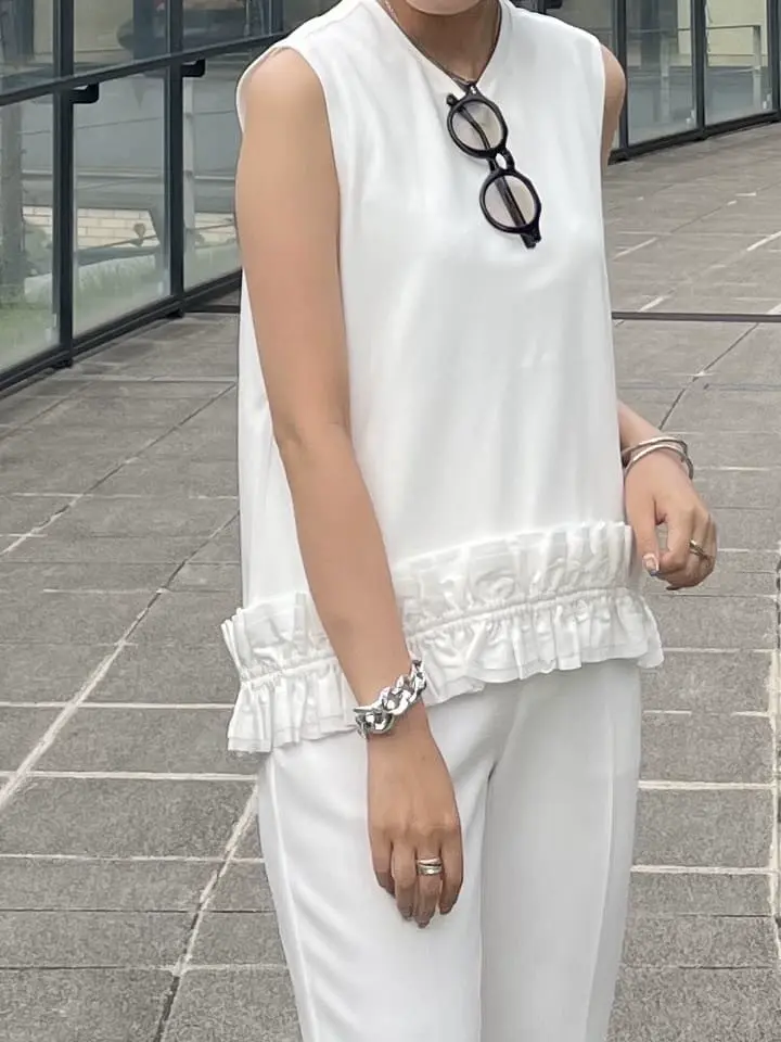 GRACE CONTINENTAL yoshi コーディネート画像