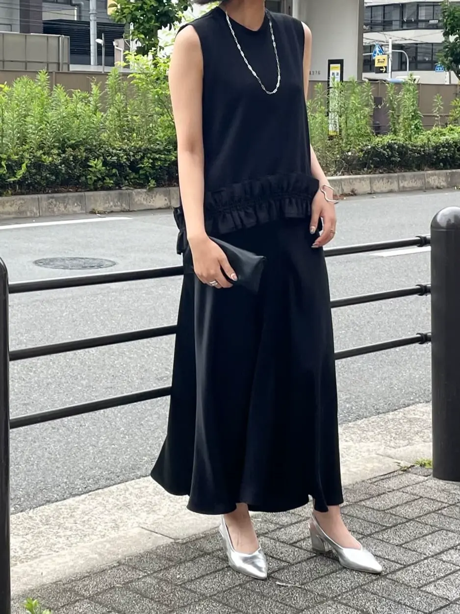 GRACE CONTINENTAL yoshi コーディネート画像