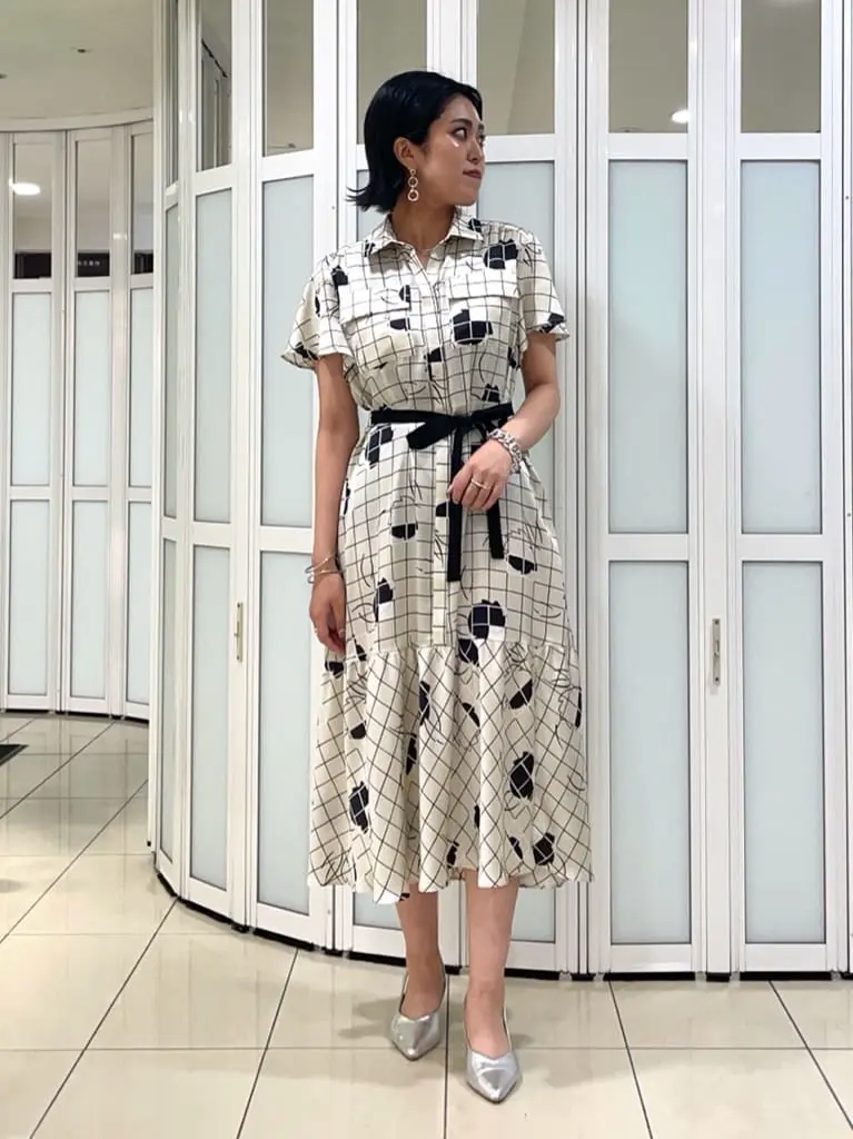 最終値下げ　美品♡Diagram フラワーロゴ入りシャツワンピース 最終値下げ 美品♡Diagram フラワーロゴ入りシャツワンピース