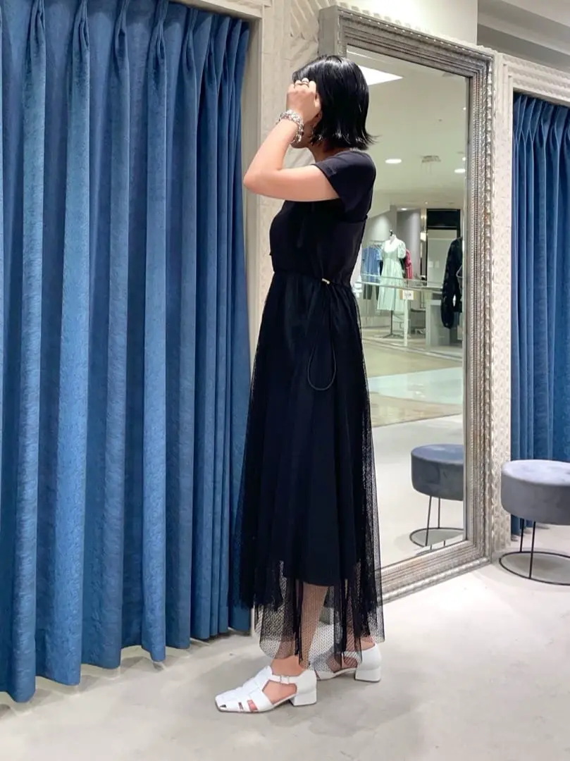 GRACE CONTINENTAL yoshi コーディネート画像