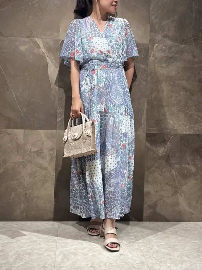 GRACE CONTINENTAL 穐山　香織 コーディネート画像