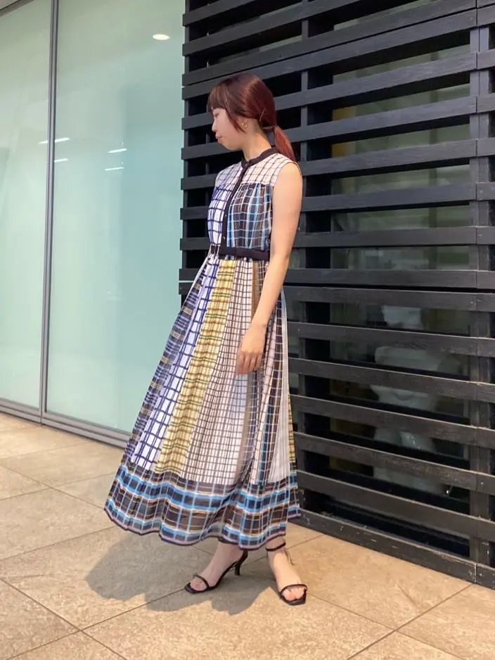 GRACE CONTINENTAL Abe コーディネート画像